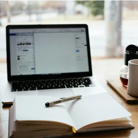 Börcsök Erzsébet Design & Tech